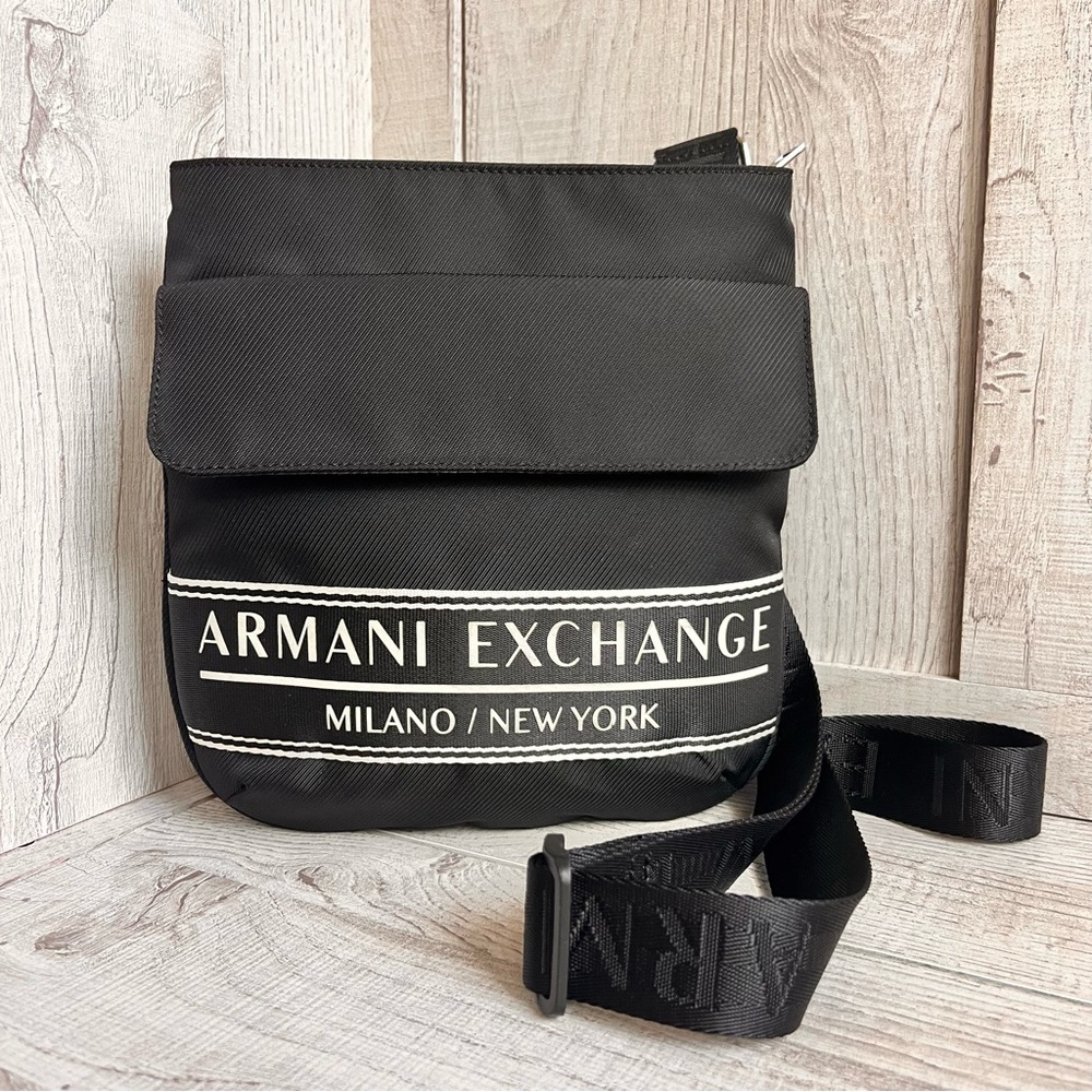Armani Exchange Men’s crossbody bag
